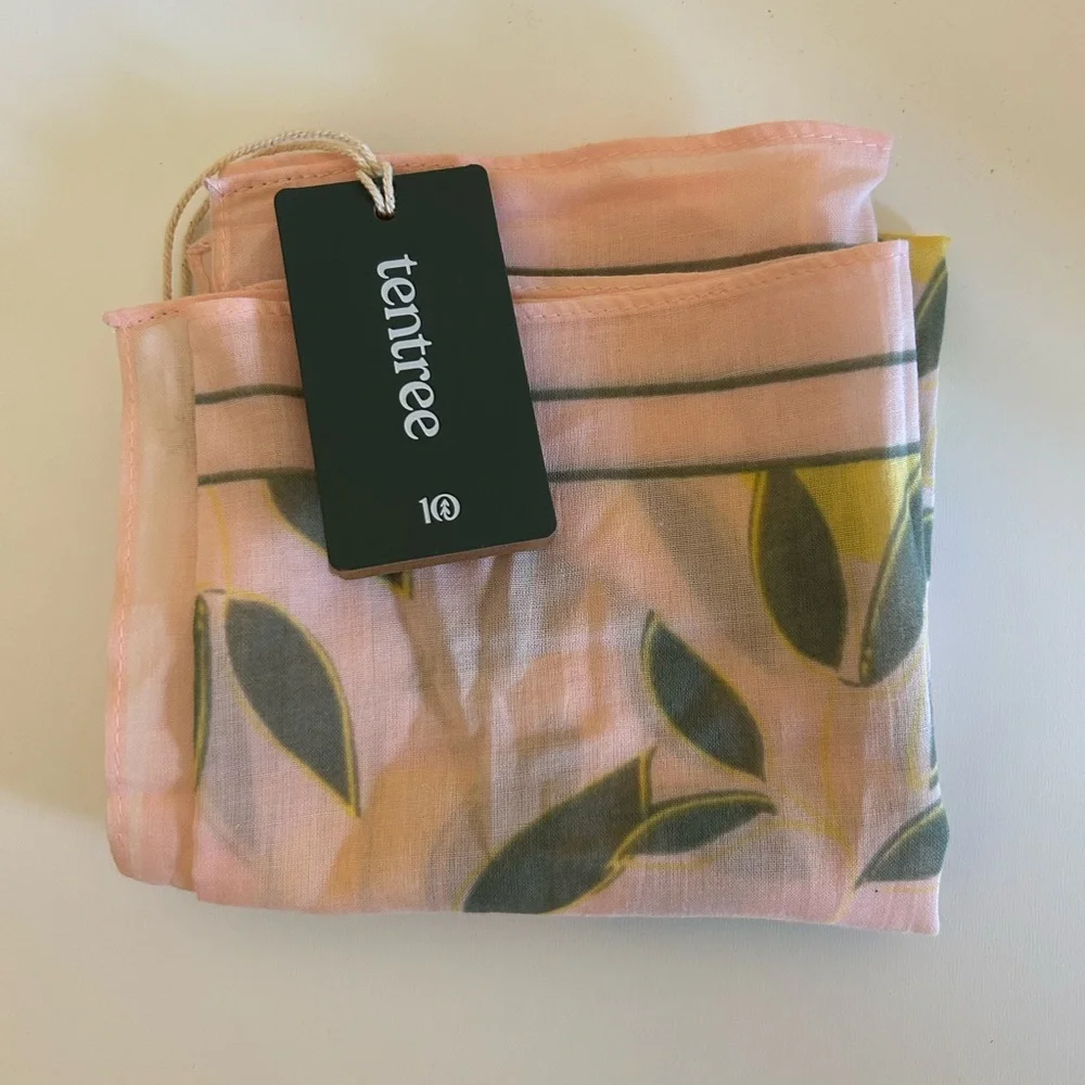 Tentree x Jilly Box Pink Lemon Print Scarf - Picture 2 of 4